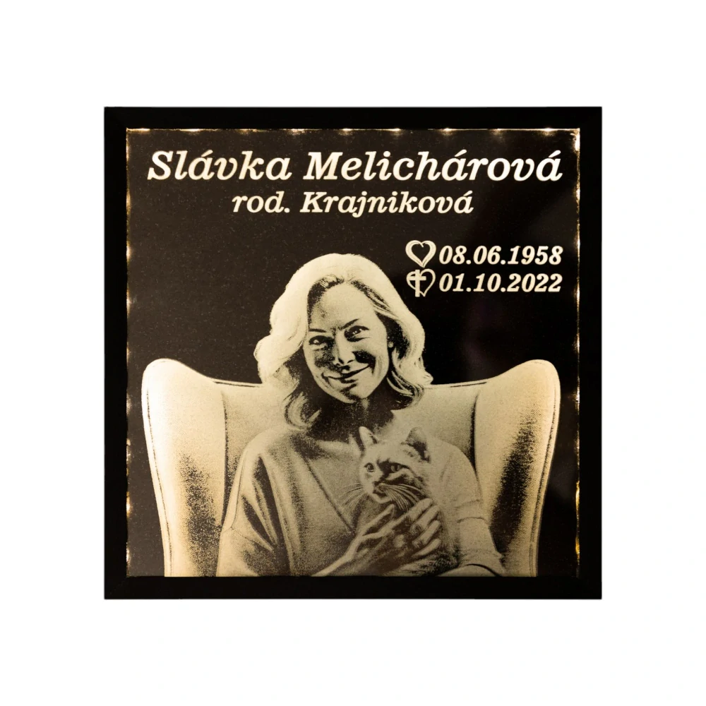 Osvetlená žulovo-sklenená platňa Slávka 30x30cm 